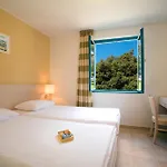 Solaris - Naturist 3*