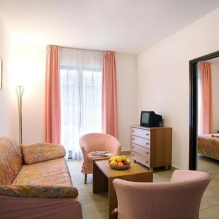 Solaris - Naturist Tar-Vabriga