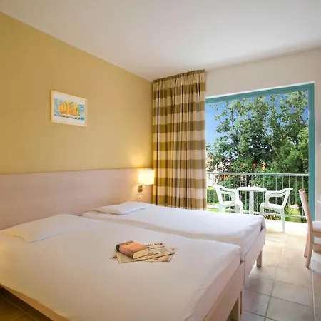 Kompleks wypoczynkowy Solaris - Naturist Tar-Vabriga