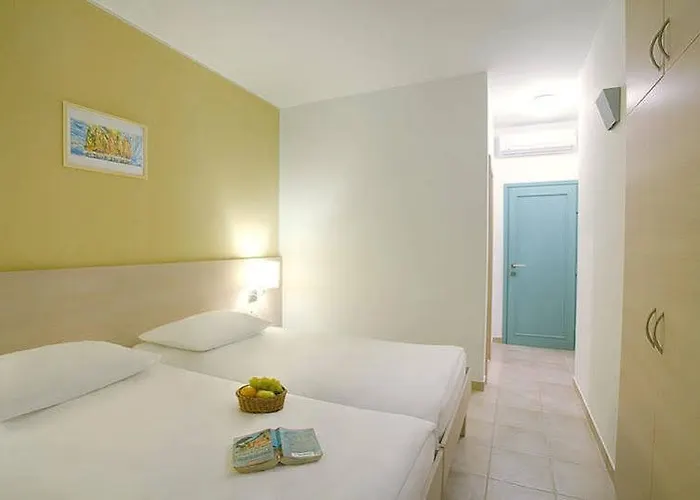 Village de vacances Solaris - Naturist 3*